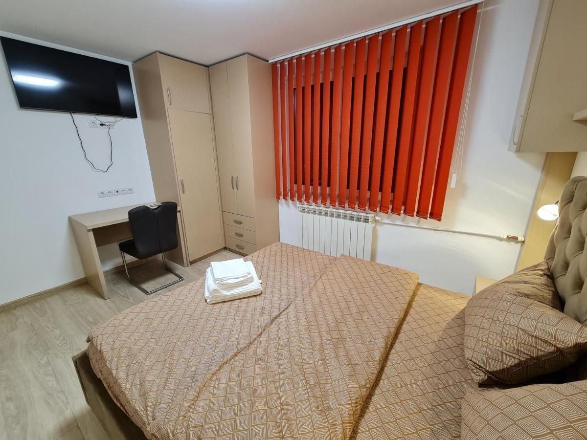 Luxury Panoramic Apartment Oradea Buitenkant foto