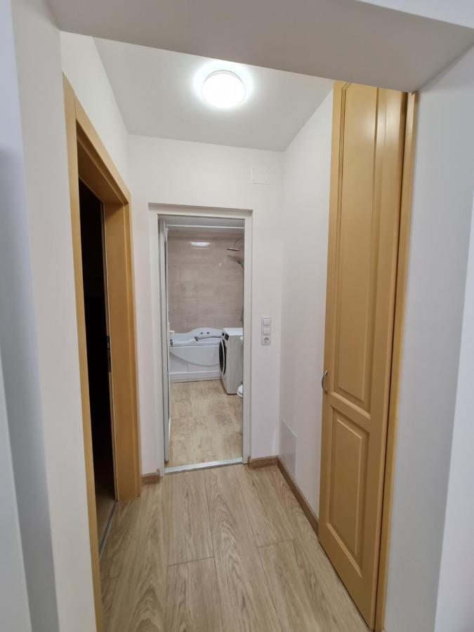 Luxury Panoramic Apartment Oradea Buitenkant foto